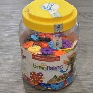 VIAHART Brain Flakes 500 Piece Interlocking Plastic Disc Set | USED , HAS 300+